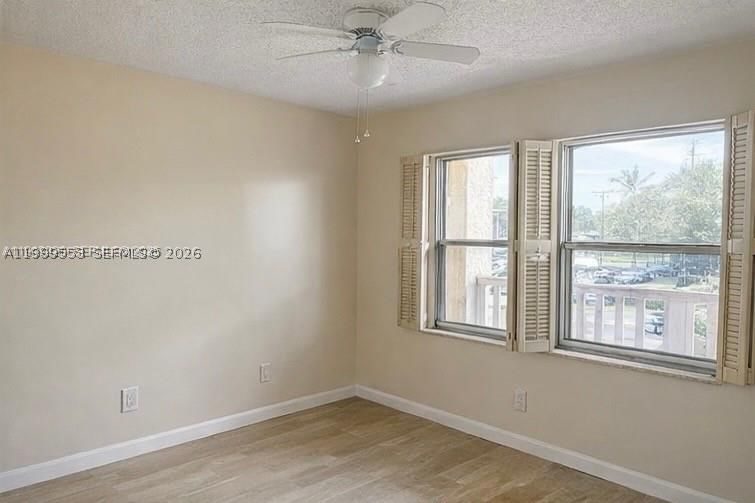 Real estate property located at 8901 Sunrise Lakes Blvd #204, Broward, Sunrise Lakes 82 Condo, Sunrise, FL