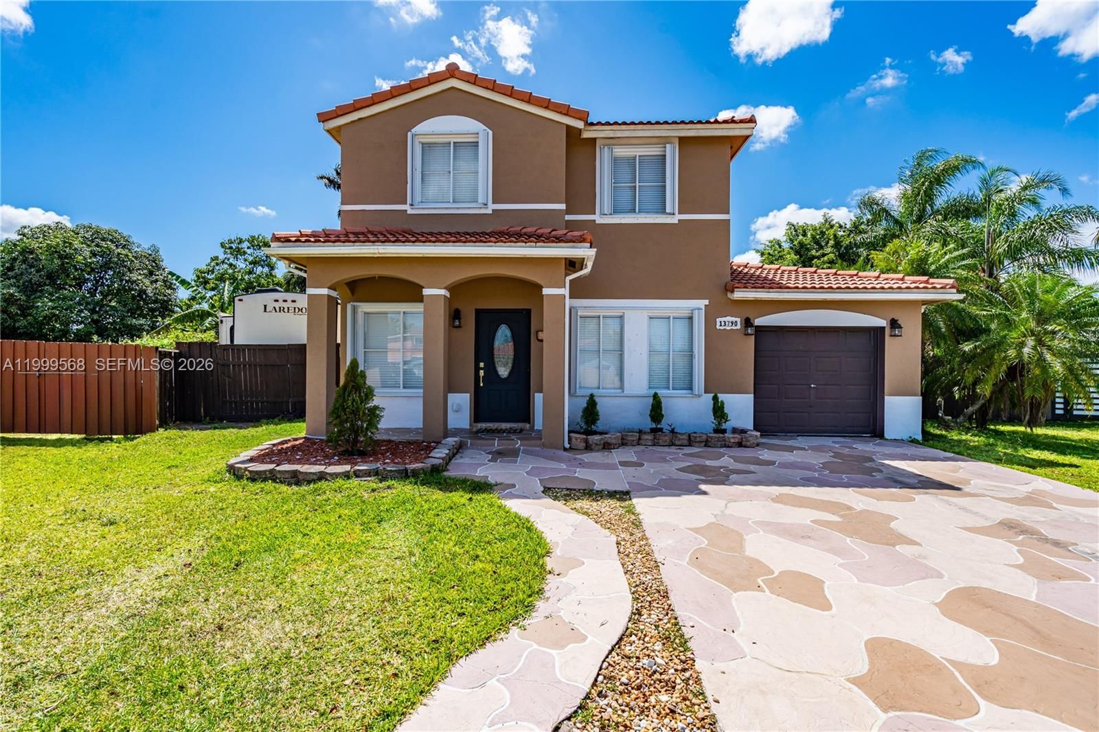 Real estate property located at 13790 174th St, Miami-dade, Weitzer Serena Lakes Esta, Miami, FL