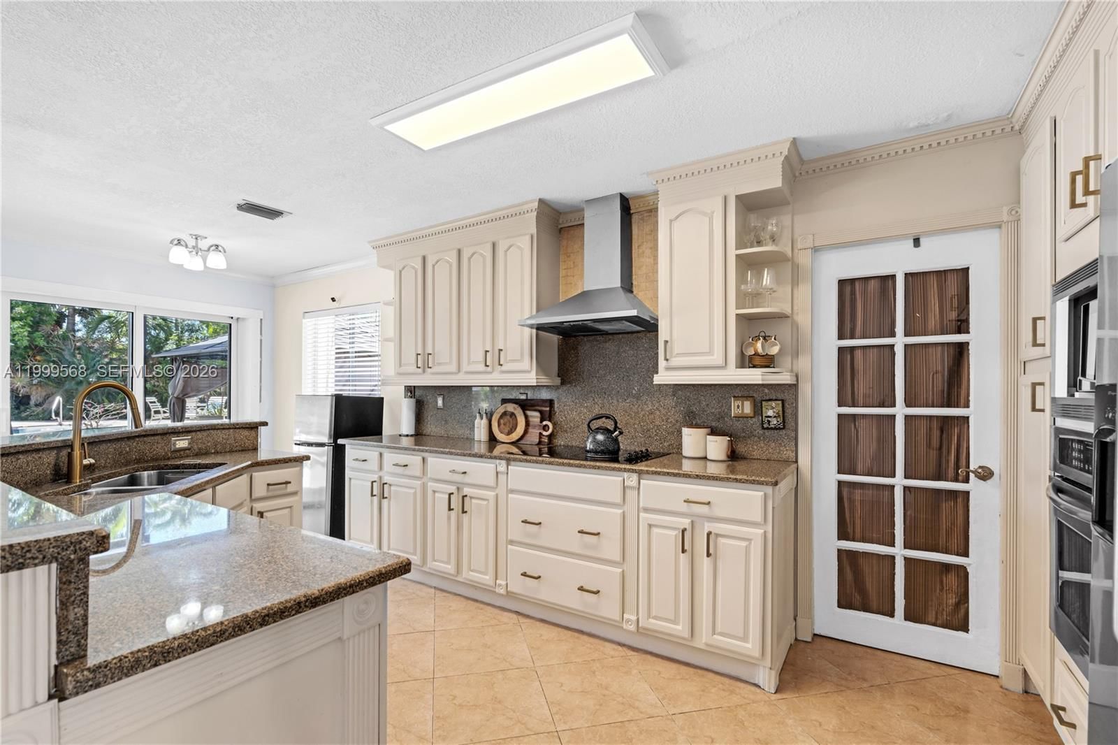 Real estate property located at 13790 174th St, Miami-dade, Weitzer Serena Lakes Esta, Miami, FL