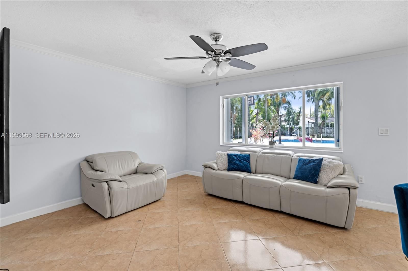 Real estate property located at 13790 174th St, Miami-dade, Weitzer Serena Lakes Esta, Miami, FL