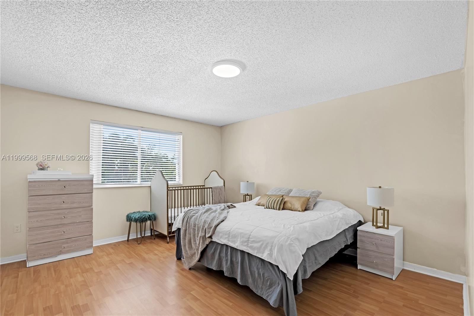 Real estate property located at 13790 174th St, Miami-dade, Weitzer Serena Lakes Esta, Miami, FL