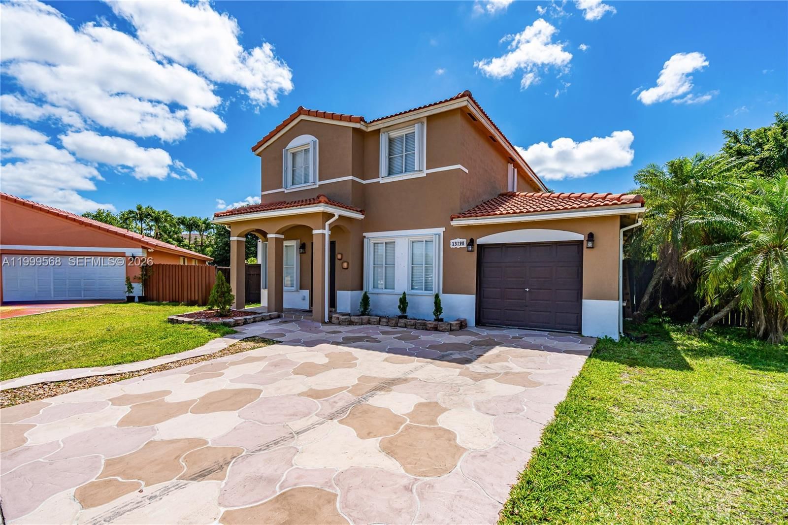 Real estate property located at 13790 174th St, Miami-dade, Weitzer Serena Lakes Esta, Miami, FL