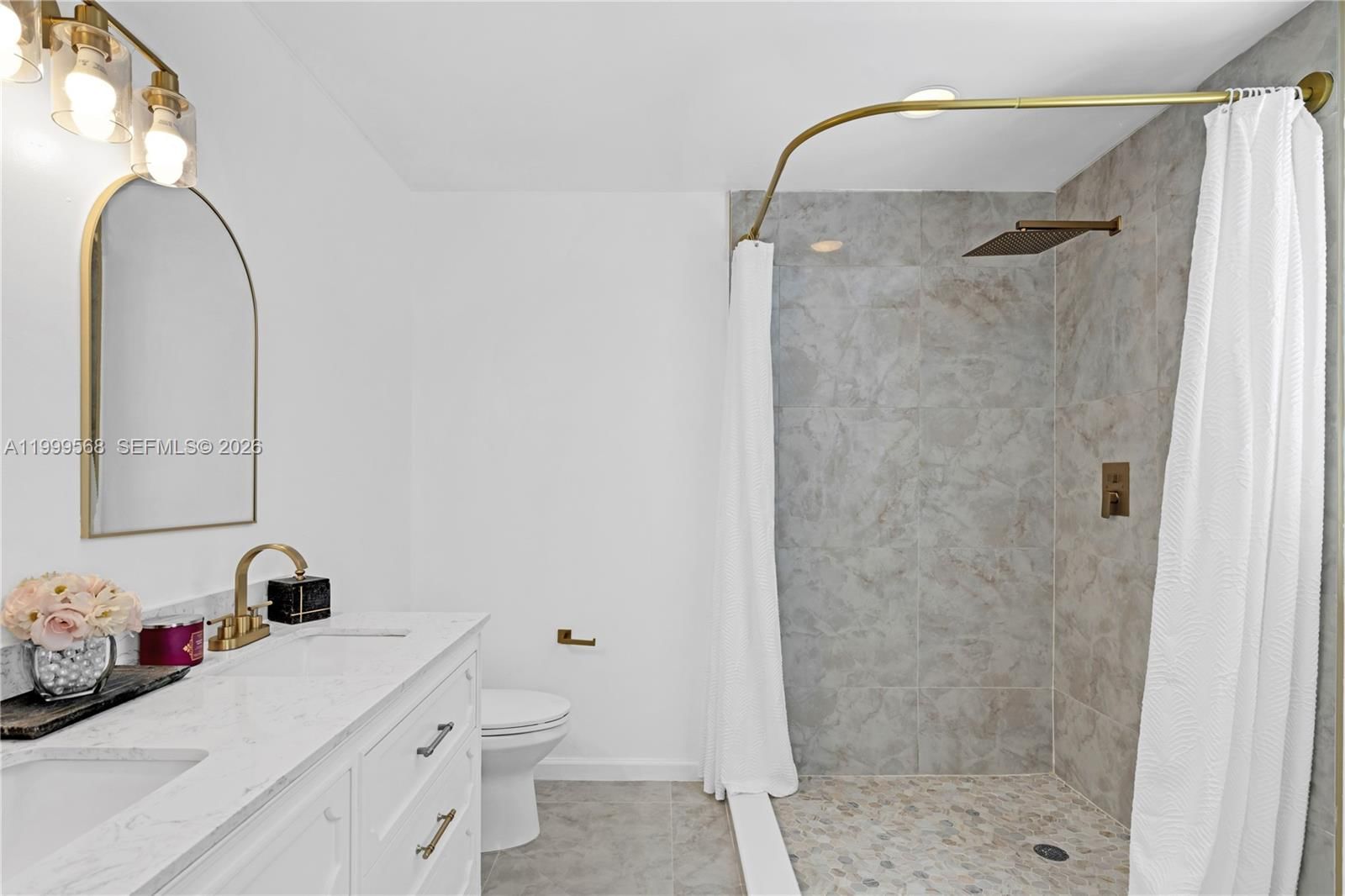 Real estate property located at 13790 174th St, Miami-dade, Weitzer Serena Lakes Esta, Miami, FL