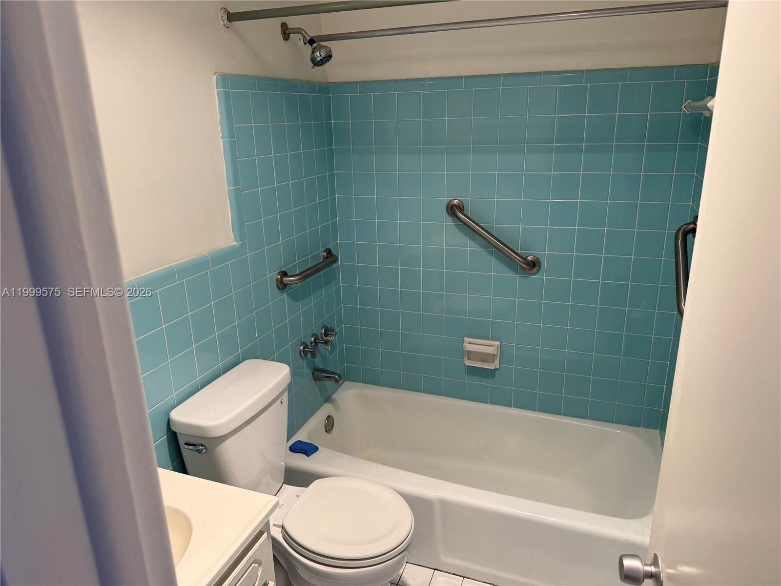 Real estate property located at 3881 Flagler St #318, Miami-dade, 3881 West Flagler Condo, Miami, FL