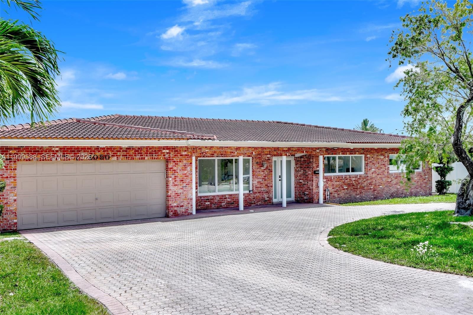 Real estate property located at 1050 5th Ct, Broward, Cypress Isles Estates Fou, Pompano Beach, FL