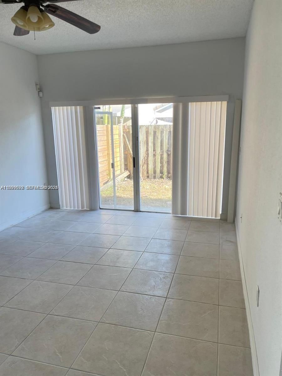 Real estate property located at 8784 213th Ln, Miami-dade, Lakes By The Bay Sec 12, Cutler Bay, FL