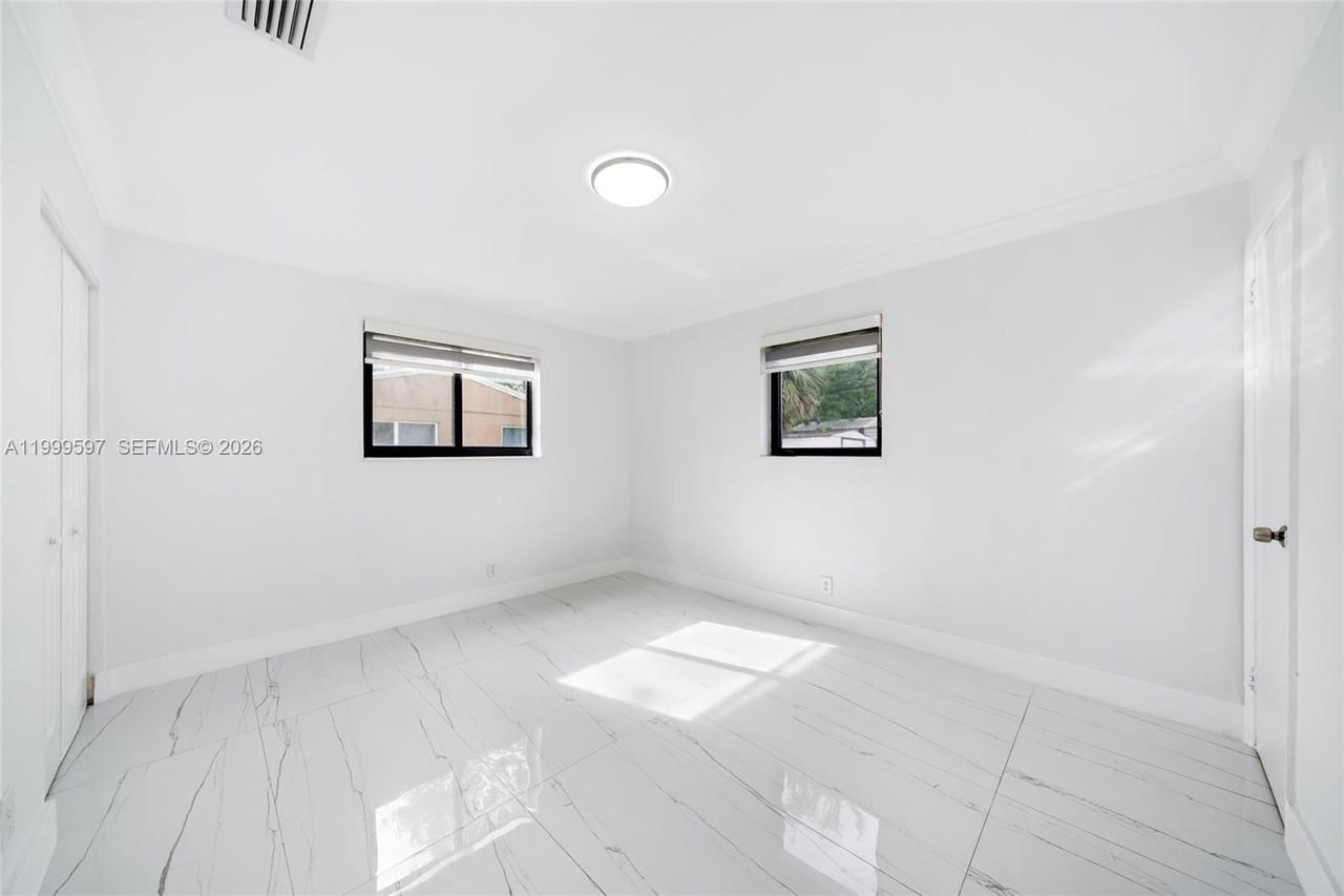 Real estate property located at 2401 45th Ave, Broward, Broadview Park Sec 4, Fort Lauderdale, FL