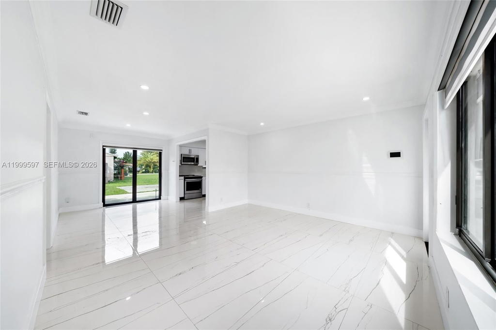 Real estate property located at 2401 45th Ave, Broward, Broadview Park Sec 4, Fort Lauderdale, FL