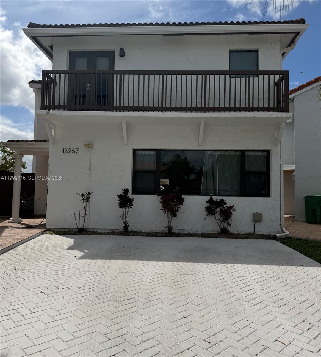 Real estate property located at 13267 9th Ln, Miami-dade, Tamiami Lakes Sec 5, Miami, FL