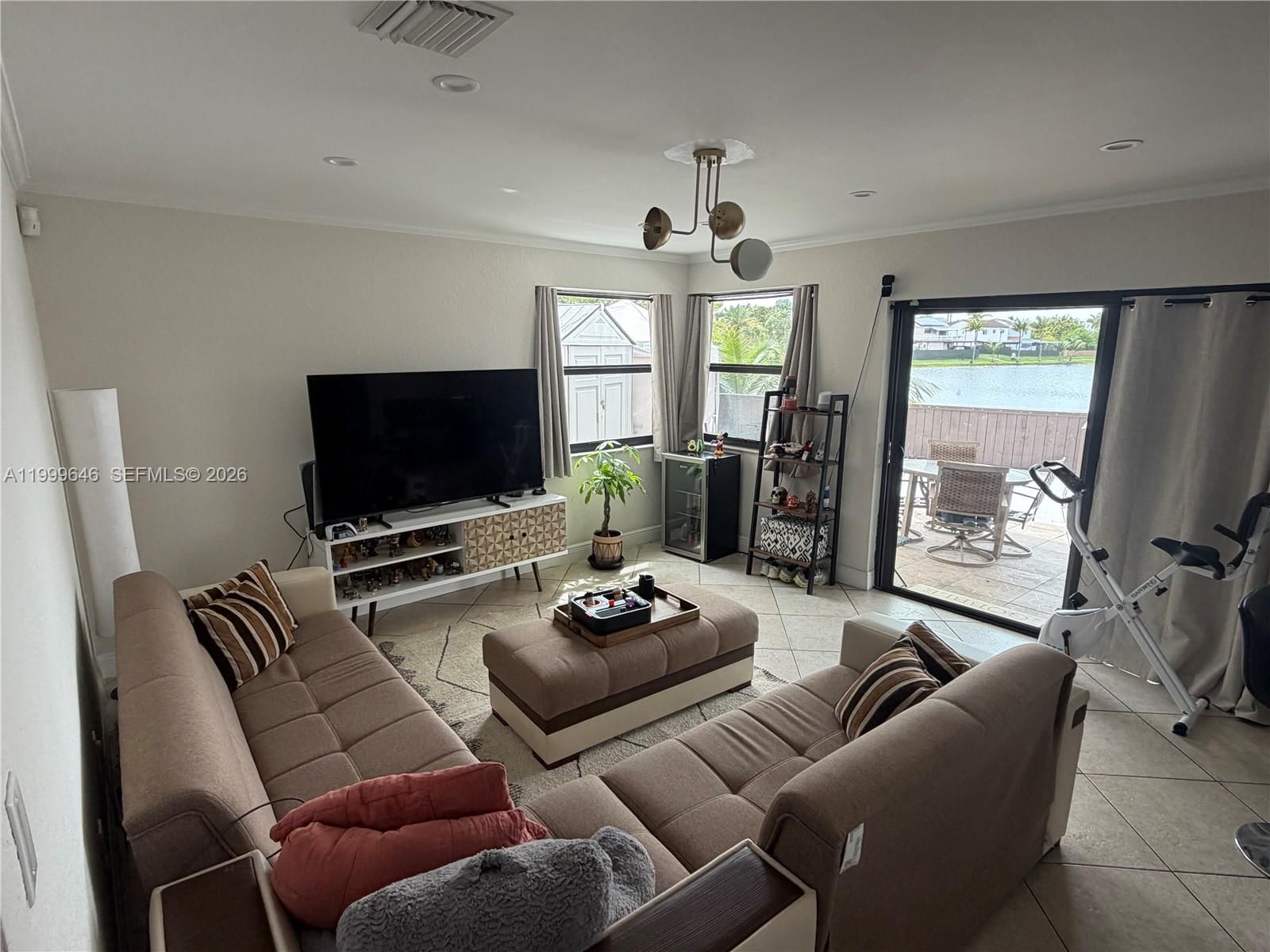 Real estate property located at 13267 9th Ln, Miami-dade, Tamiami Lakes Sec 5, Miami, FL