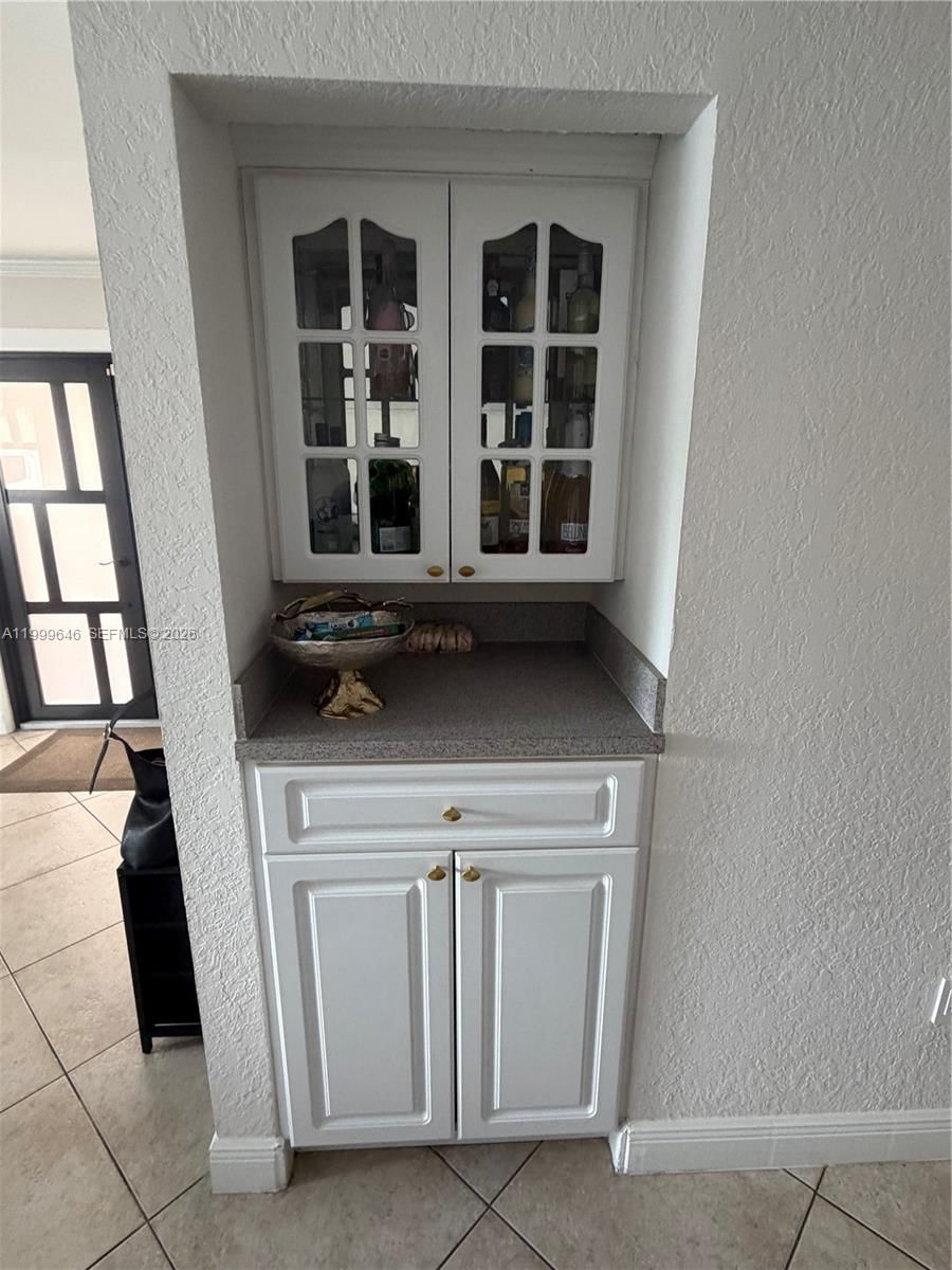 Real estate property located at 13267 9th Ln, Miami-dade, Tamiami Lakes Sec 5, Miami, FL