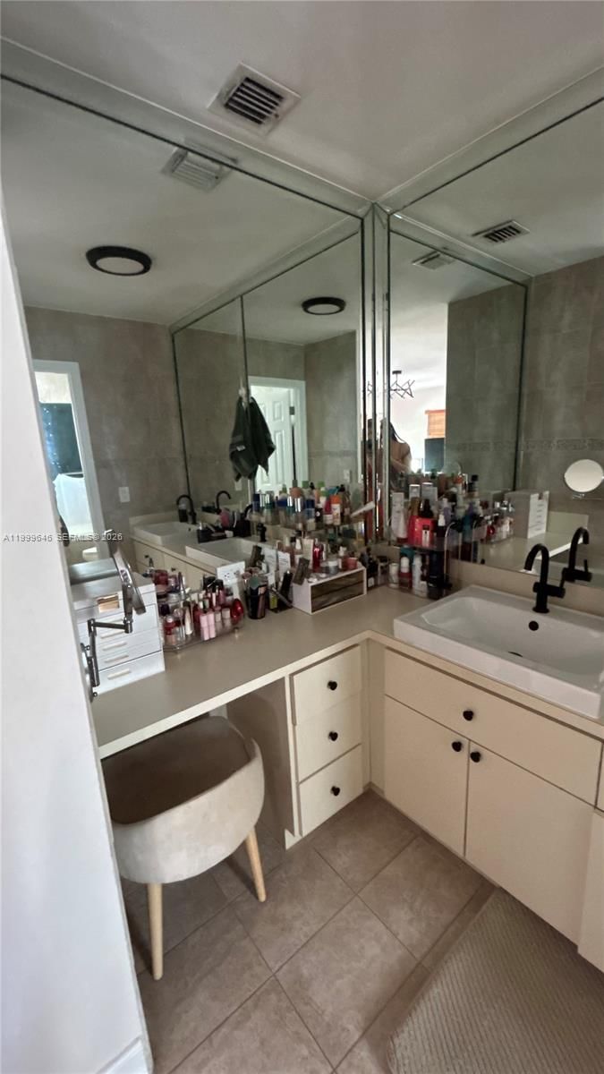 Real estate property located at 13267 9th Ln, Miami-dade, Tamiami Lakes Sec 5, Miami, FL