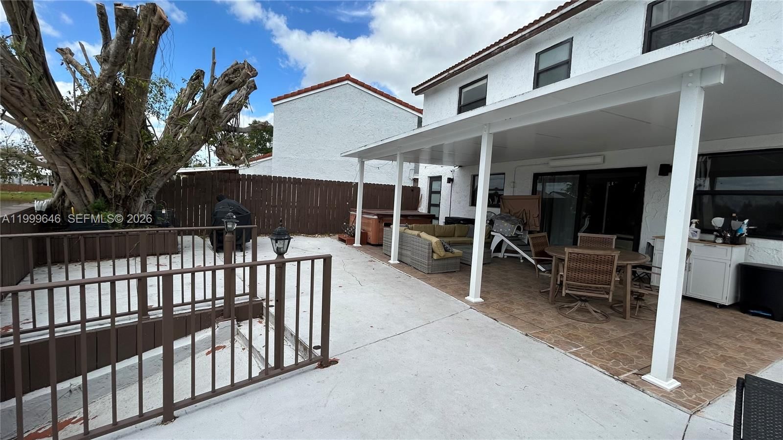 Real estate property located at 13267 9th Ln, Miami-dade, Tamiami Lakes Sec 5, Miami, FL