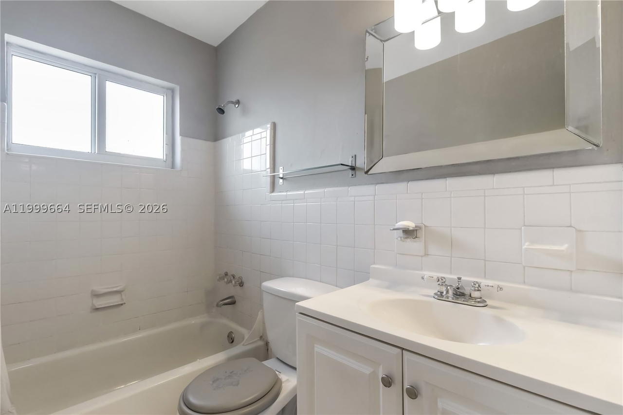Real estate property located at 8129 Abbott Ave #10, Miami-dade, Orleans House Condo, Miami Beach, FL