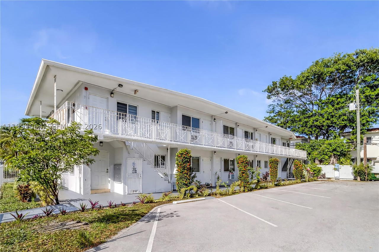 Real estate property located at 8129 Abbott Ave #10, Miami-dade, Orleans House Condo, Miami Beach, FL