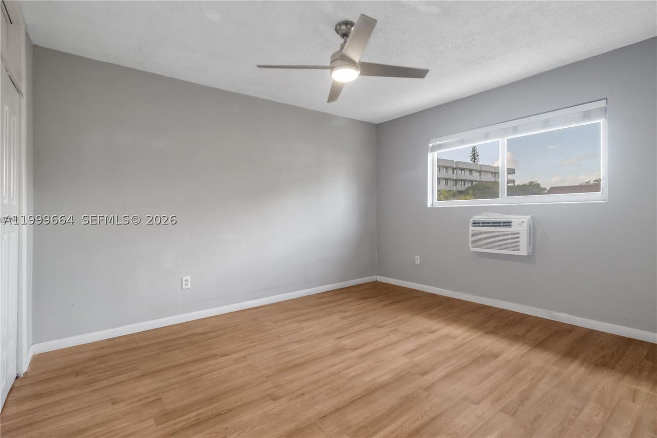 Real estate property located at 8129 Abbott Ave #10, Miami-dade, Orleans House Condo, Miami Beach, FL