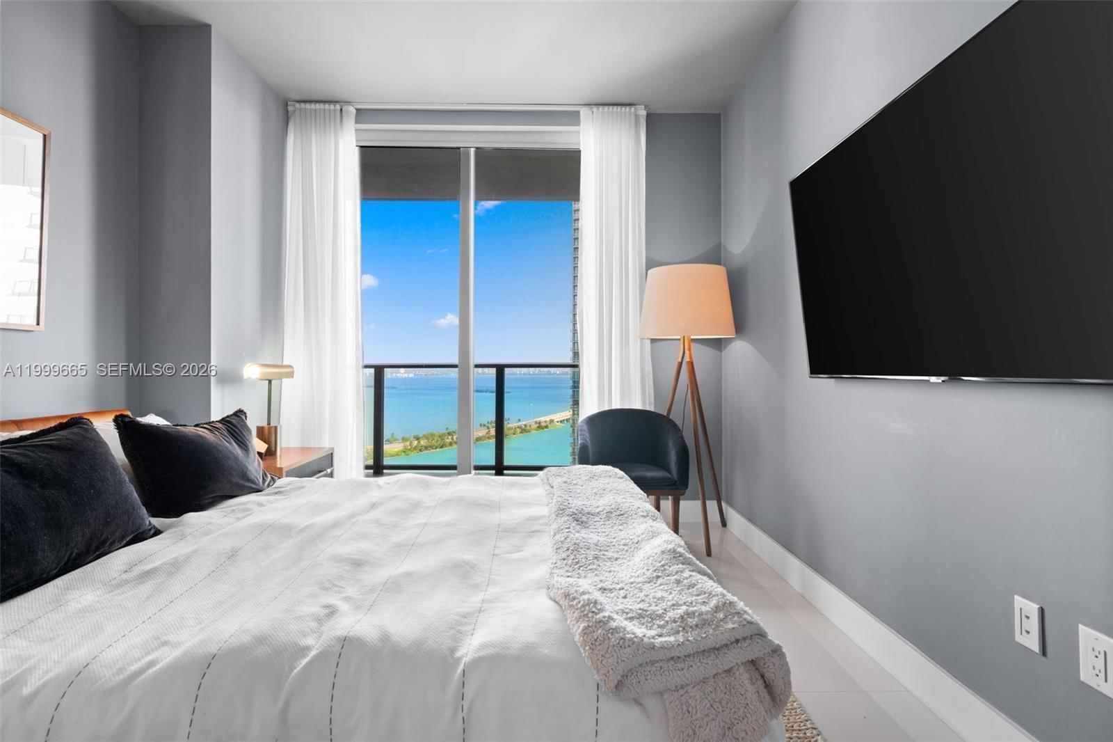 Real estate property located at 501 31st St #2906, Miami-dade, Paraiso Bayviews Condo, Miami, FL