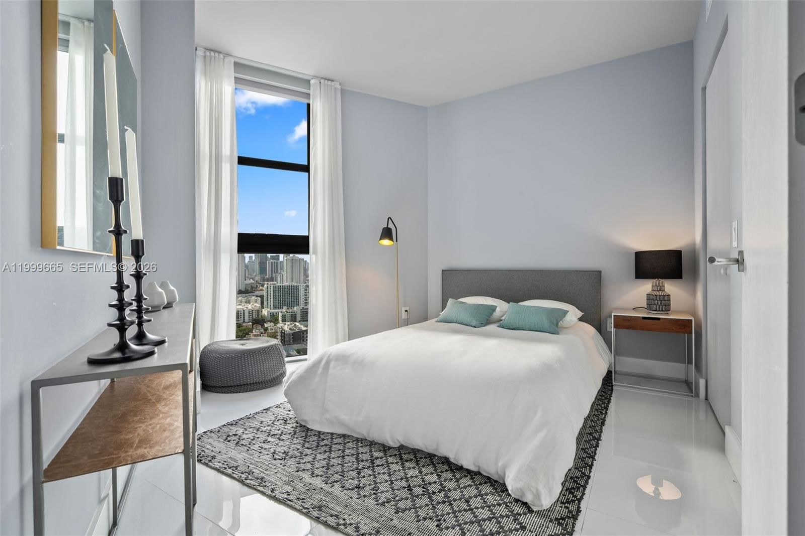 Real estate property located at 501 31st St #2906, Miami-dade, Paraiso Bayviews Condo, Miami, FL