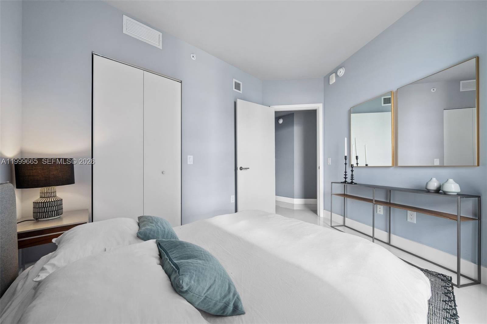 Real estate property located at 501 31st St #2906, Miami-dade, Paraiso Bayviews Condo, Miami, FL