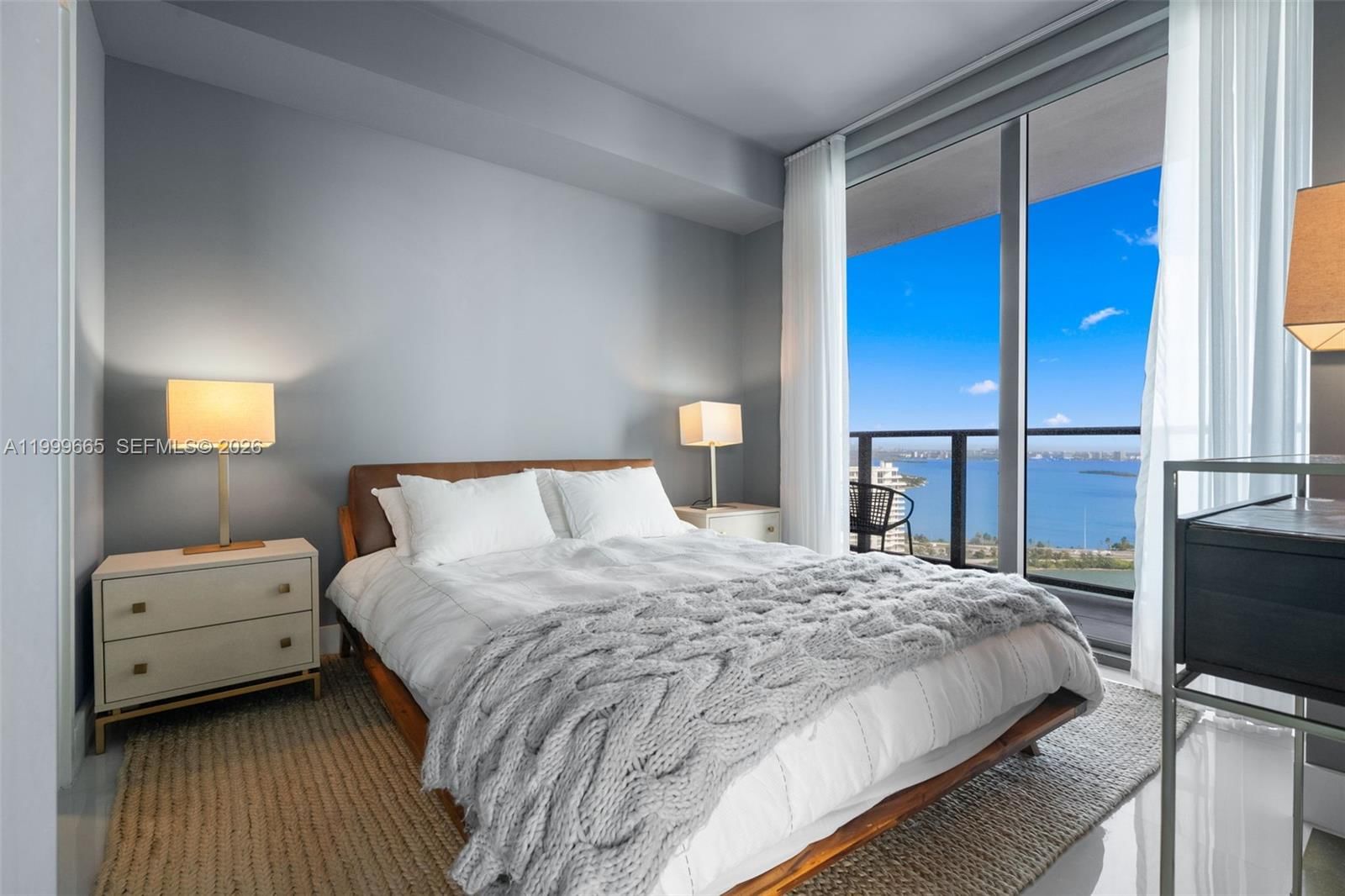 Real estate property located at 501 31st St #2906, Miami-dade, Paraiso Bayviews Condo, Miami, FL