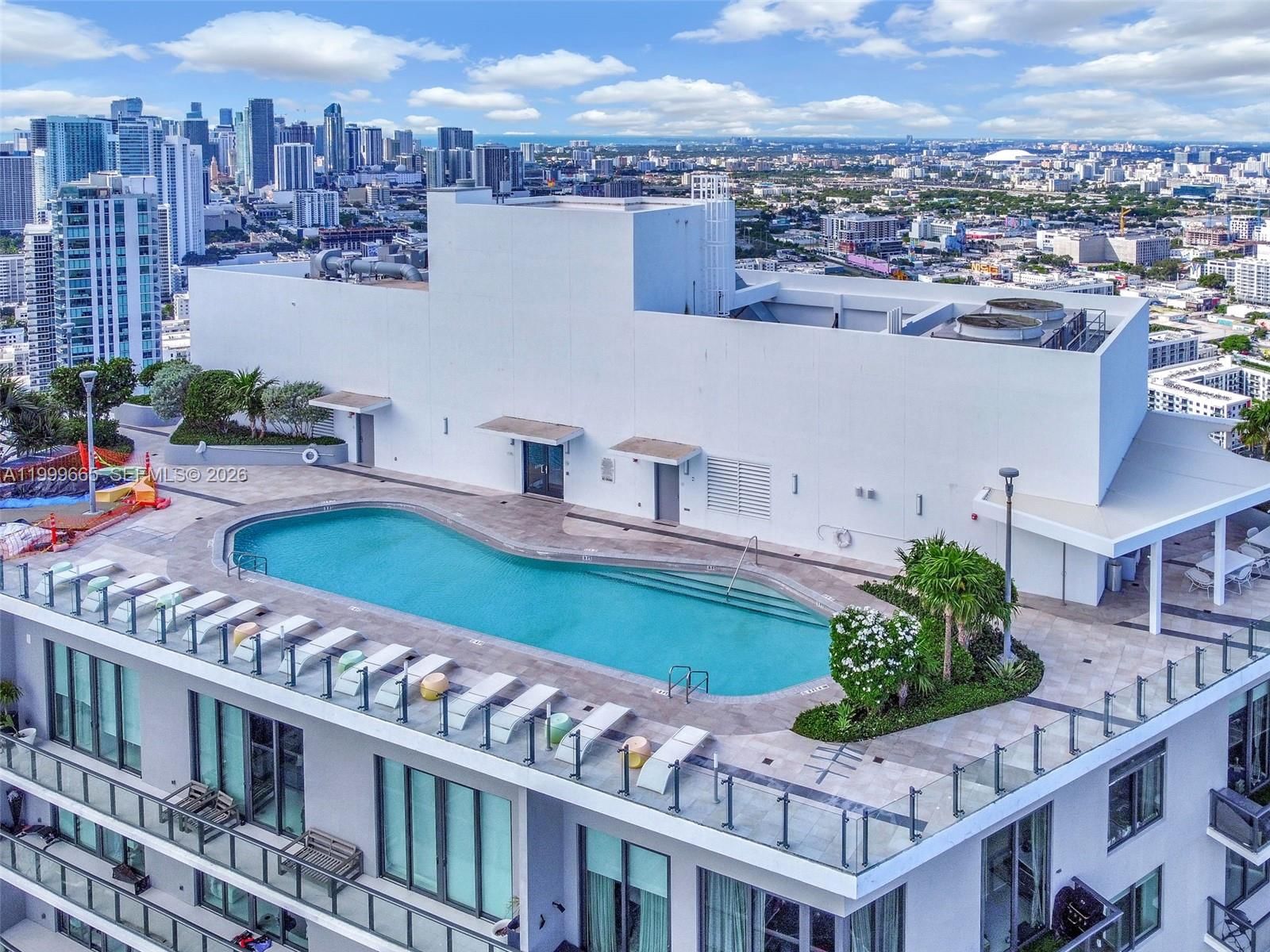 Real estate property located at 501 31st St #2906, Miami-dade, Paraiso Bayviews Condo, Miami, FL