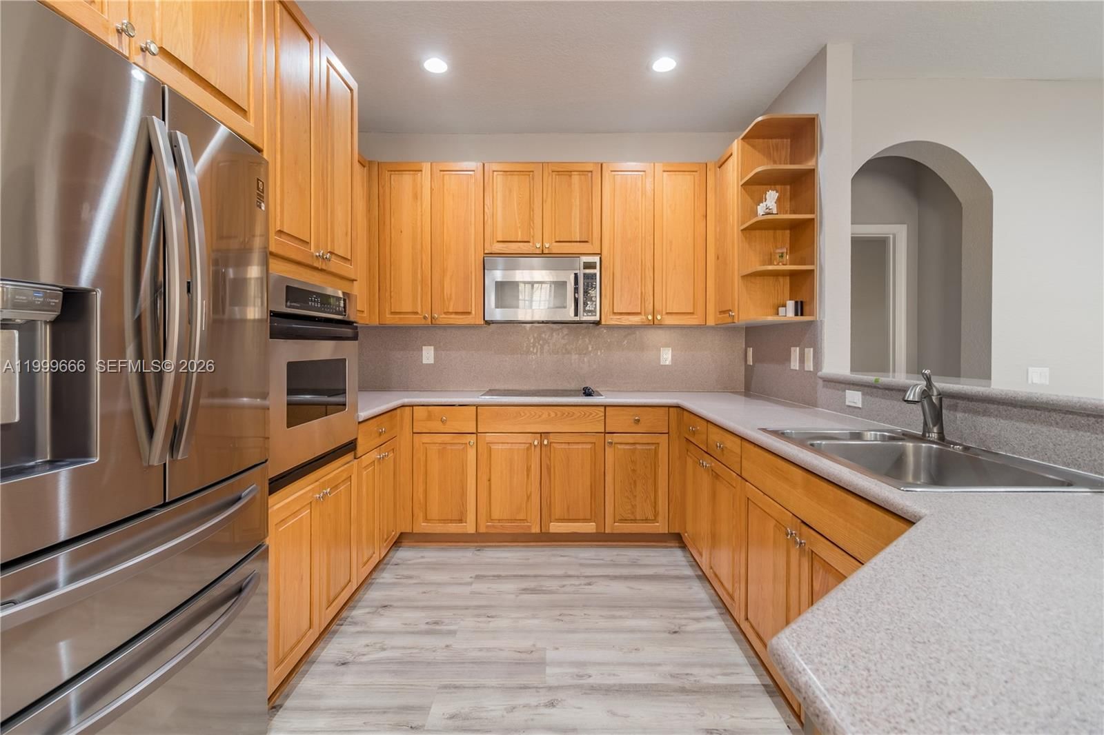 Real estate property located at 1611 Passion Vine Cir #12-2, Broward, Mariposa Pointe At Weston, Weston, FL