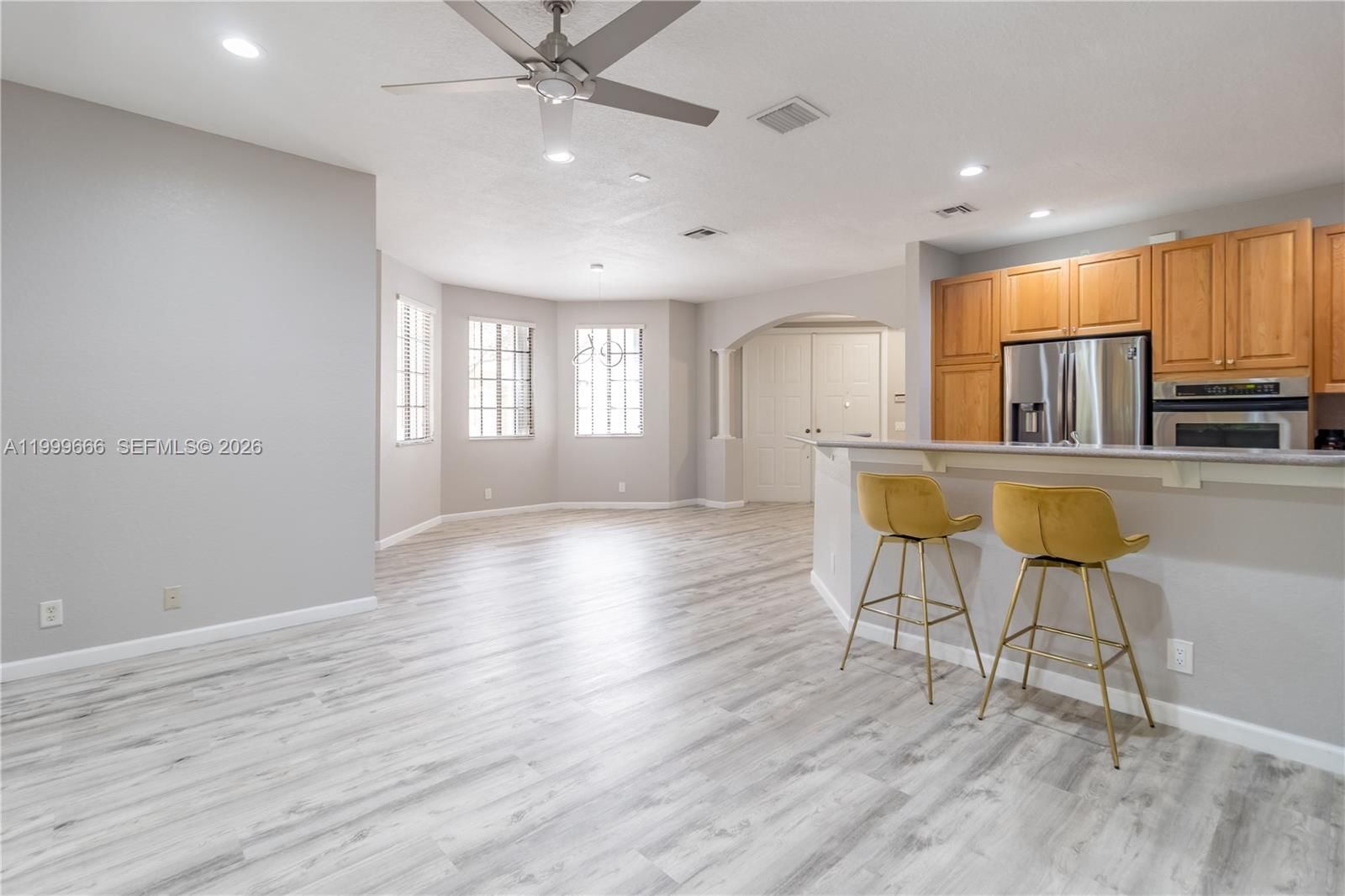 Real estate property located at 1611 Passion Vine Cir #12-2, Broward, Mariposa Pointe At Weston, Weston, FL