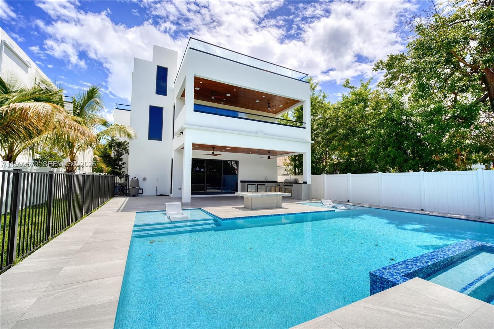 Real estate property located at 2613 Center Ave, Broward, Lauderdale Beach, Fort Lauderdale, FL