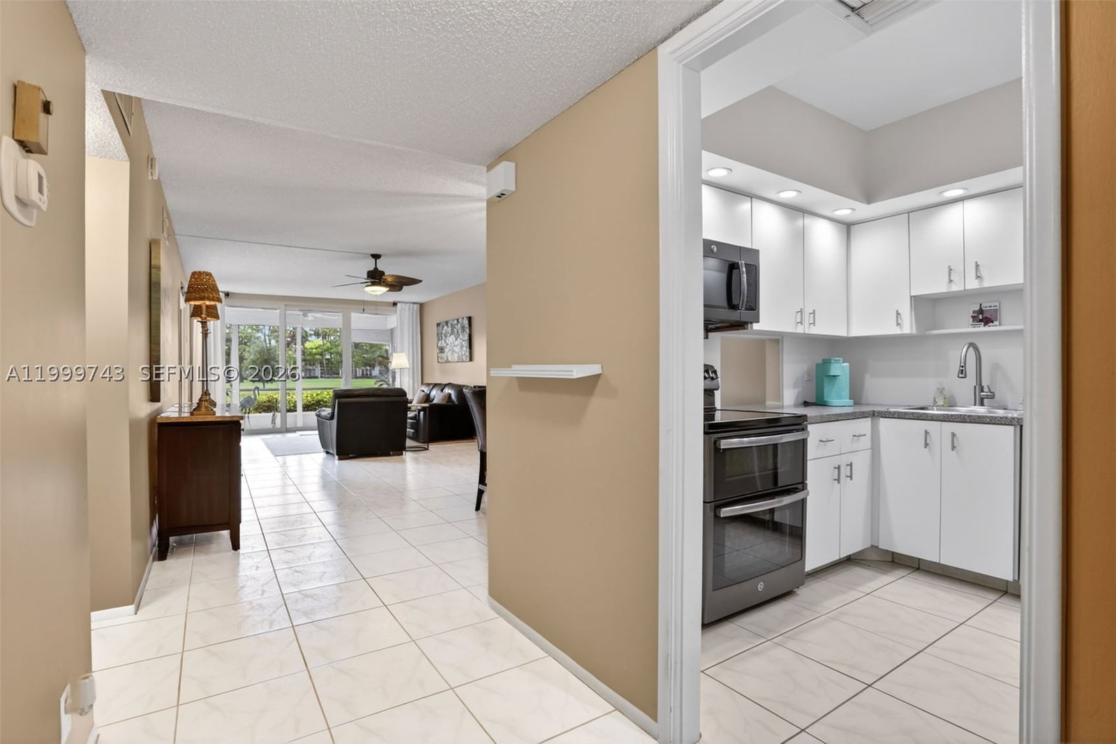 Real estate property located at 4030 Palm Aire Dr #105, Broward, No 102 Palm-aire Country, Pompano Beach, FL