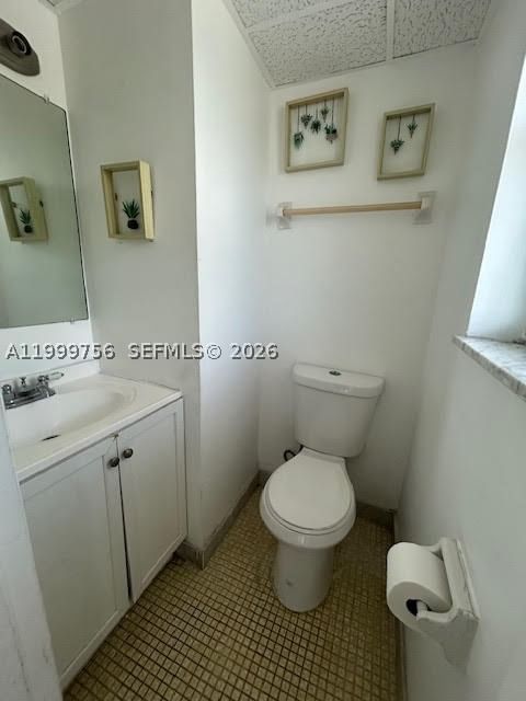 Real estate property located at 7910 Colony Cir N #204, Broward, Versailles Gardens Condo, Tamarac, FL