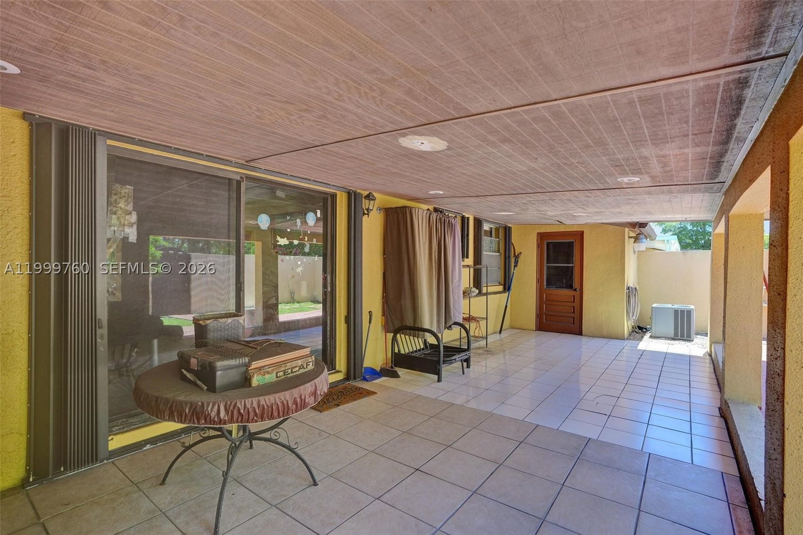 Real estate property located at 8618 148th Pl, Miami-dade, Kendale Lakes West Townho, Miami, FL