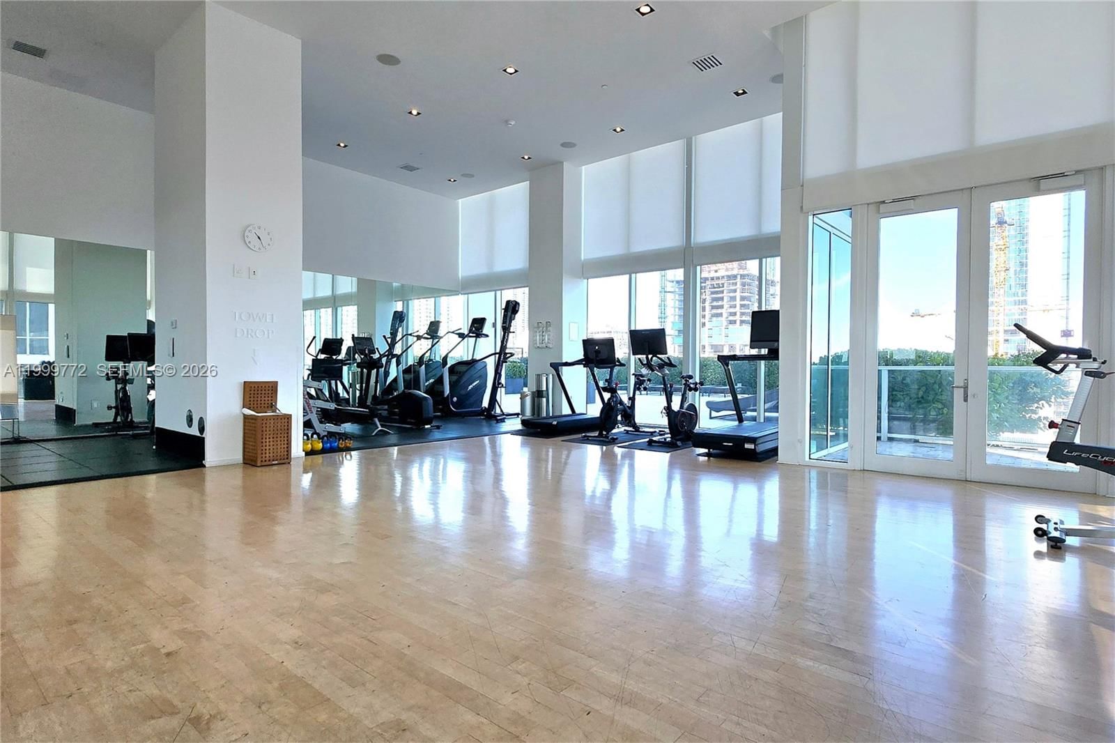Real estate property located at 1040 Biscayne Blvd #1001, Miami-dade, Ten Museum Pk Residential, Miami, FL