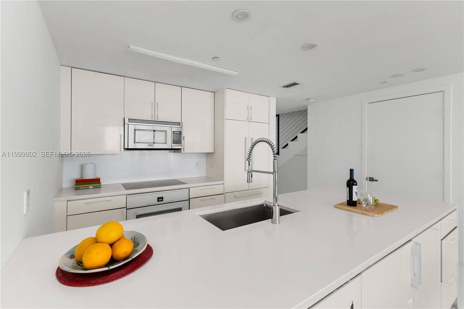 Real estate property located at 7935 East Dr #803, Miami-dade, Harbour Island, North Bay Village, FL