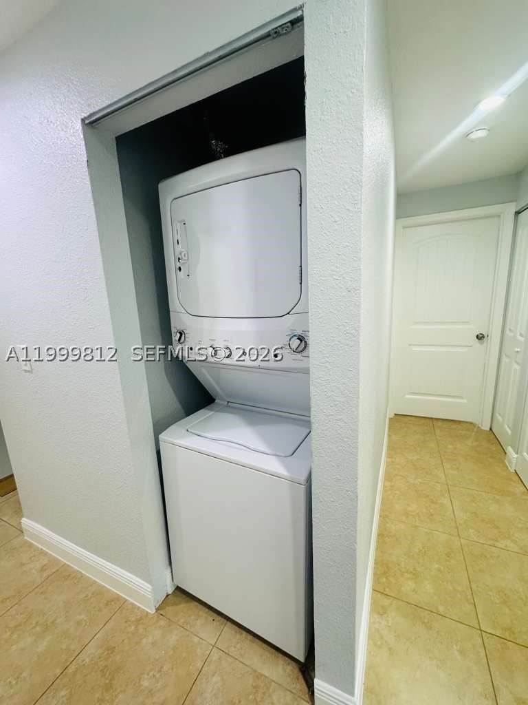 Real estate property located at 8270 149th Ct #10-209, Miami-dade, Waterview Condo, Miami, FL