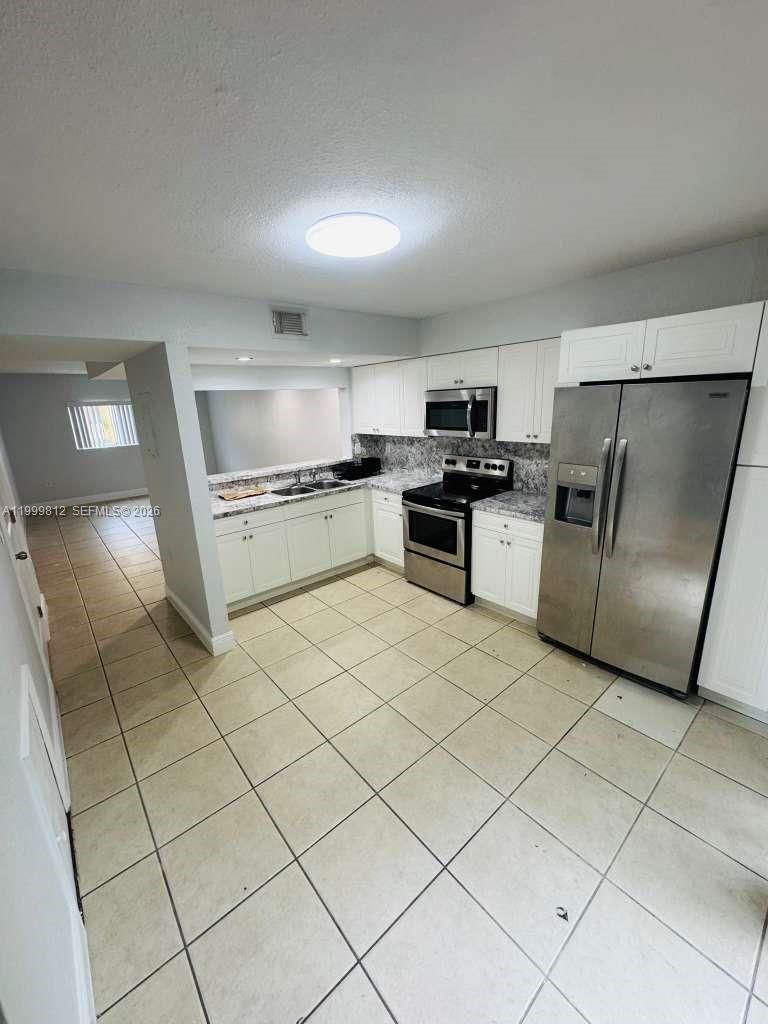 Real estate property located at 8270 149th Ct #10-209, Miami-dade, Waterview Condo, Miami, FL