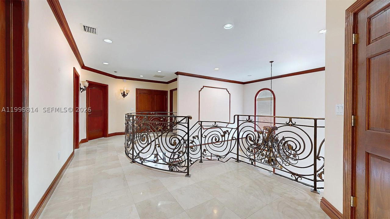 Real estate property located at 1131 Stillwater Dr, Miami-dade, Biscayne Beach-2nd Addn, Miami Beach, FL