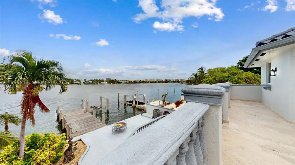 Real estate property located at 1131 Stillwater Dr, Miami-dade, Biscayne Beach-2nd Addn, Miami Beach, FL