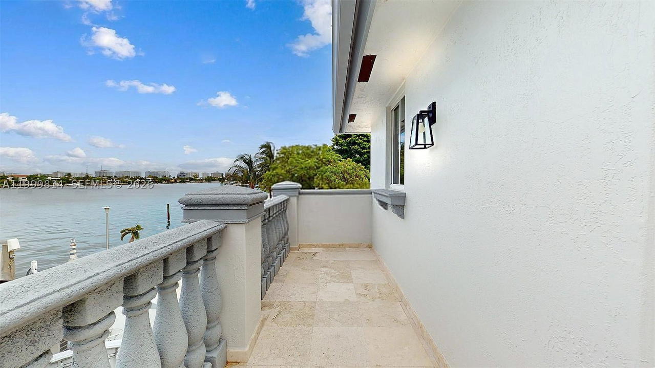 Real estate property located at 1131 Stillwater Dr, Miami-dade, Biscayne Beach-2nd Addn, Miami Beach, FL
