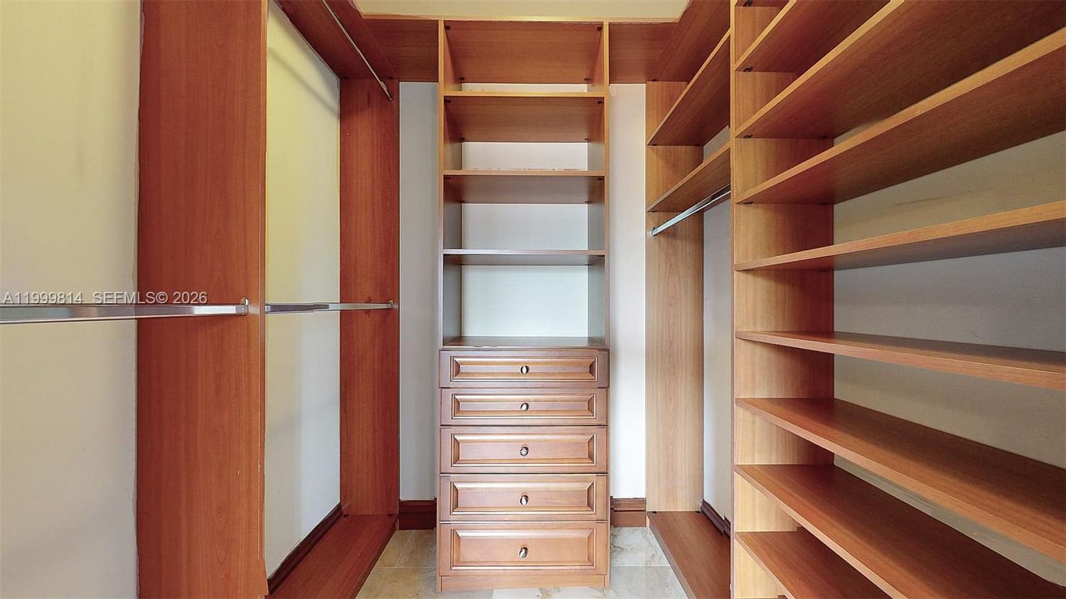 Real estate property located at 1131 Stillwater Dr, Miami-dade, Biscayne Beach-2nd Addn, Miami Beach, FL