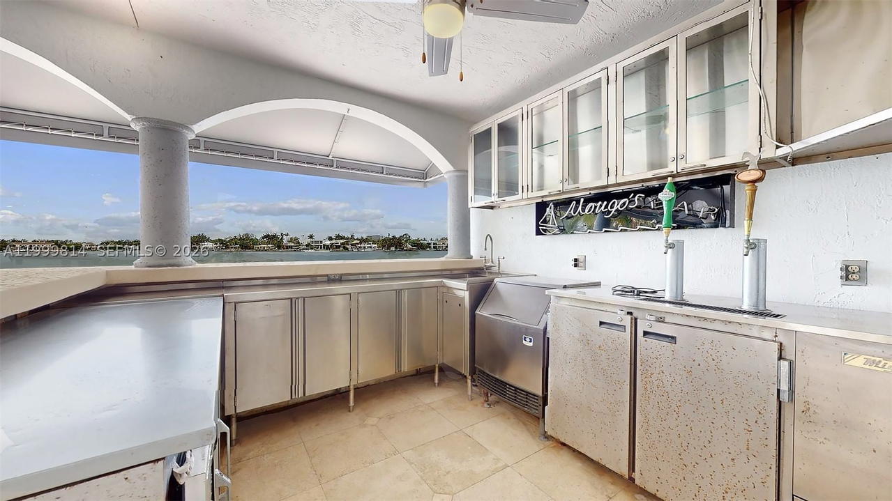 Real estate property located at 1131 Stillwater Dr, Miami-dade, Biscayne Beach-2nd Addn, Miami Beach, FL