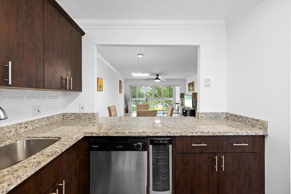 Real estate property located at 8350 Sands Point Blvd E303, Broward, Sands Point Condominium I, Tamarac, FL