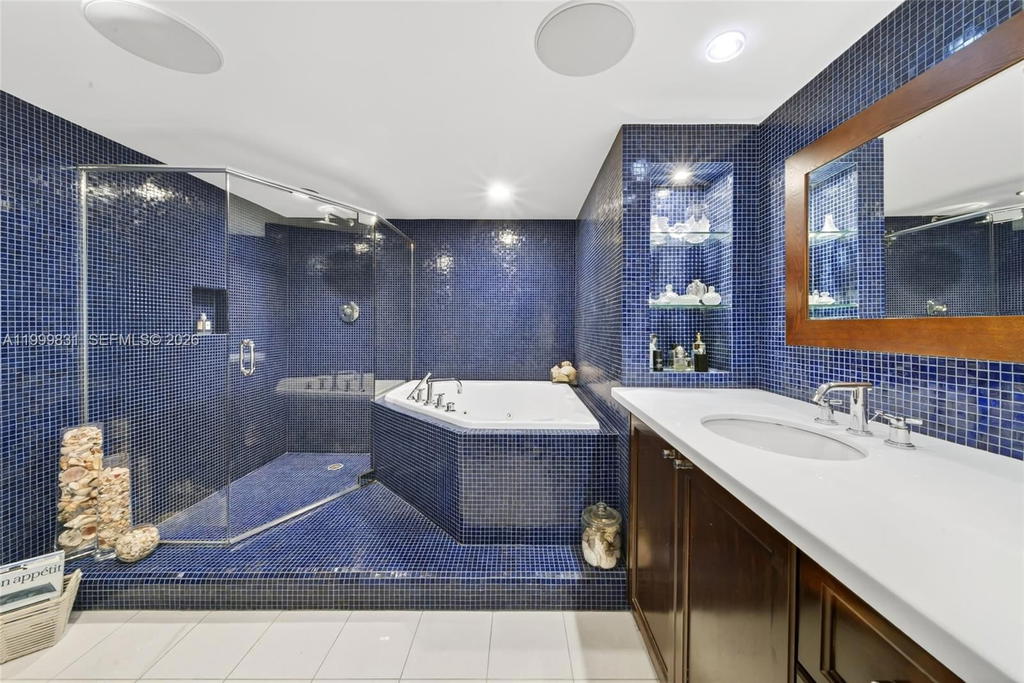 Real estate property located at 9 Island Ave #1906, Miami-dade, Nine Island Avenue Condo, Miami Beach, FL