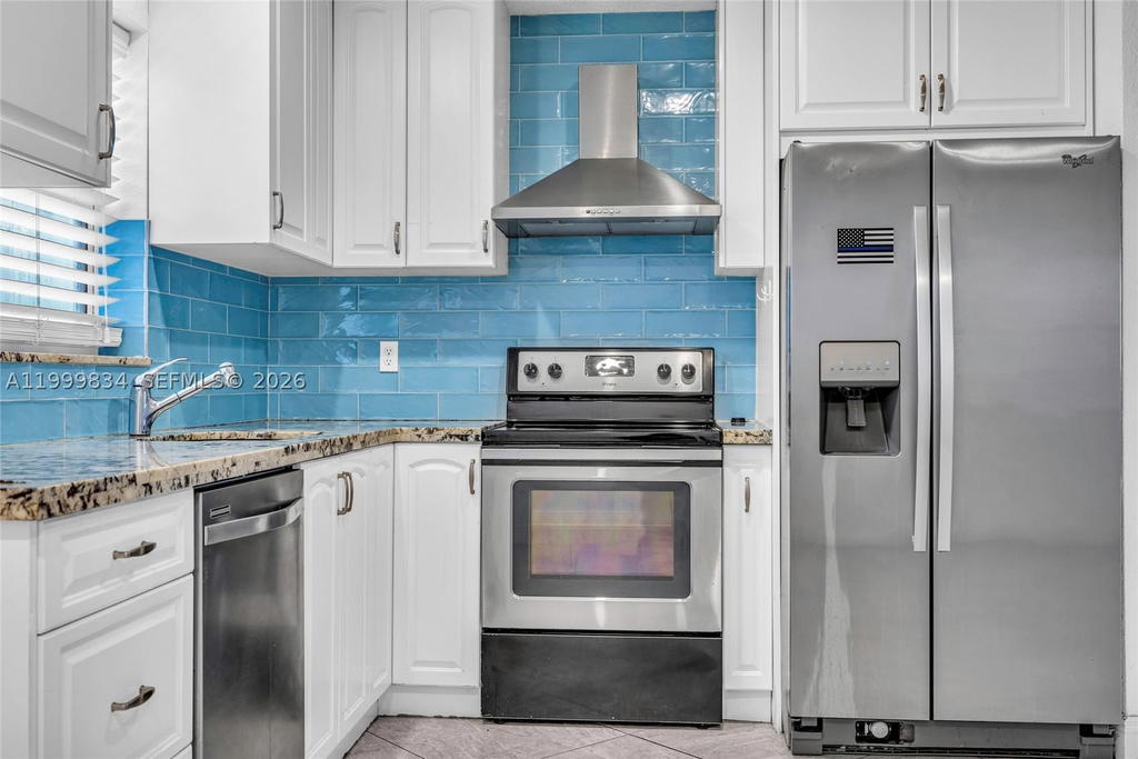Real estate property located at 1722 Mayo St #103, Broward, Royal Terrace Condominium, Hollywood, FL