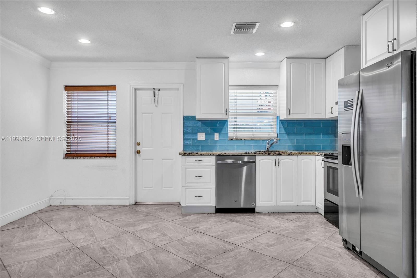 Real estate property located at 1722 Mayo St #103, Broward, Royal Terrace Condominium, Hollywood, FL