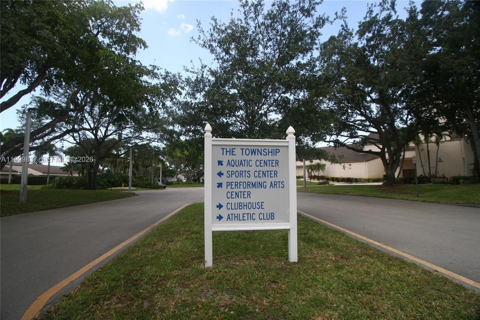 Real estate property located at 4698 22nd St #4248, Broward, Baywood Village Ii-c Cond, Coconut Creek, FL