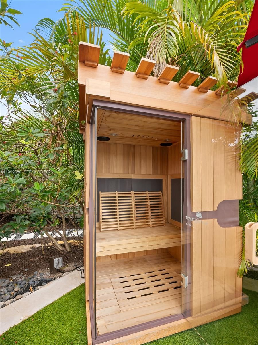 Real estate property located at 3001 Bayview Dr, Broward, Coral Ridge Galt Add No 1, Fort Lauderdale, FL