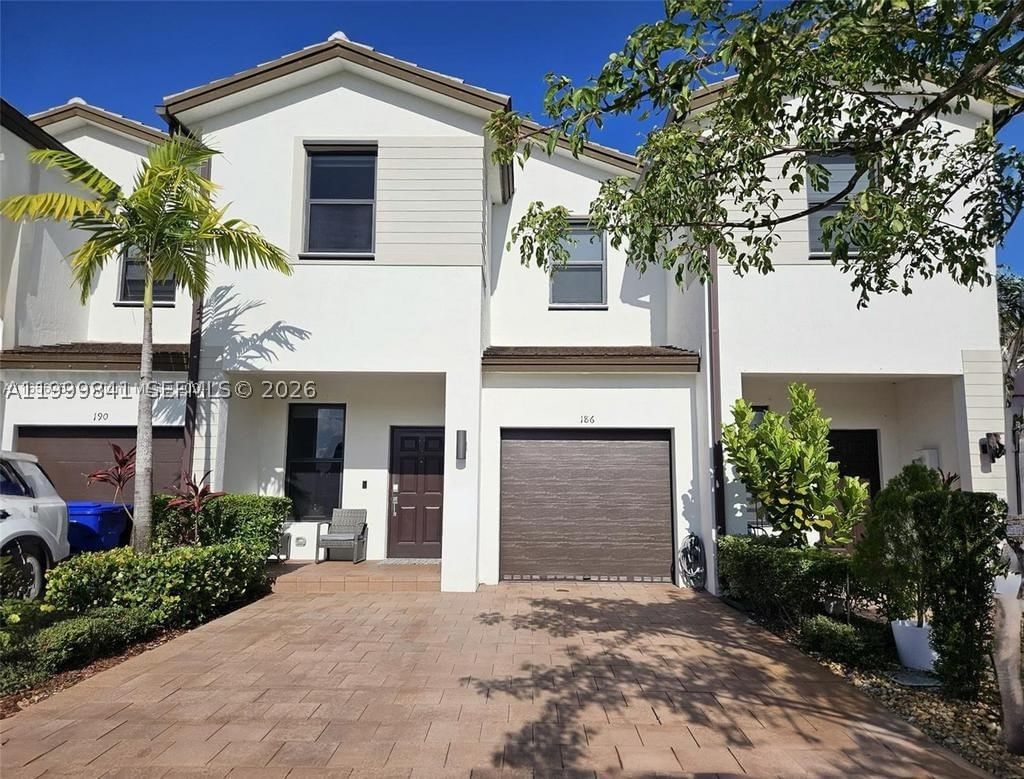 Real estate property located at 186 185th Ter, Broward, Stellar Pembroke Pines, Pembroke Pines, FL