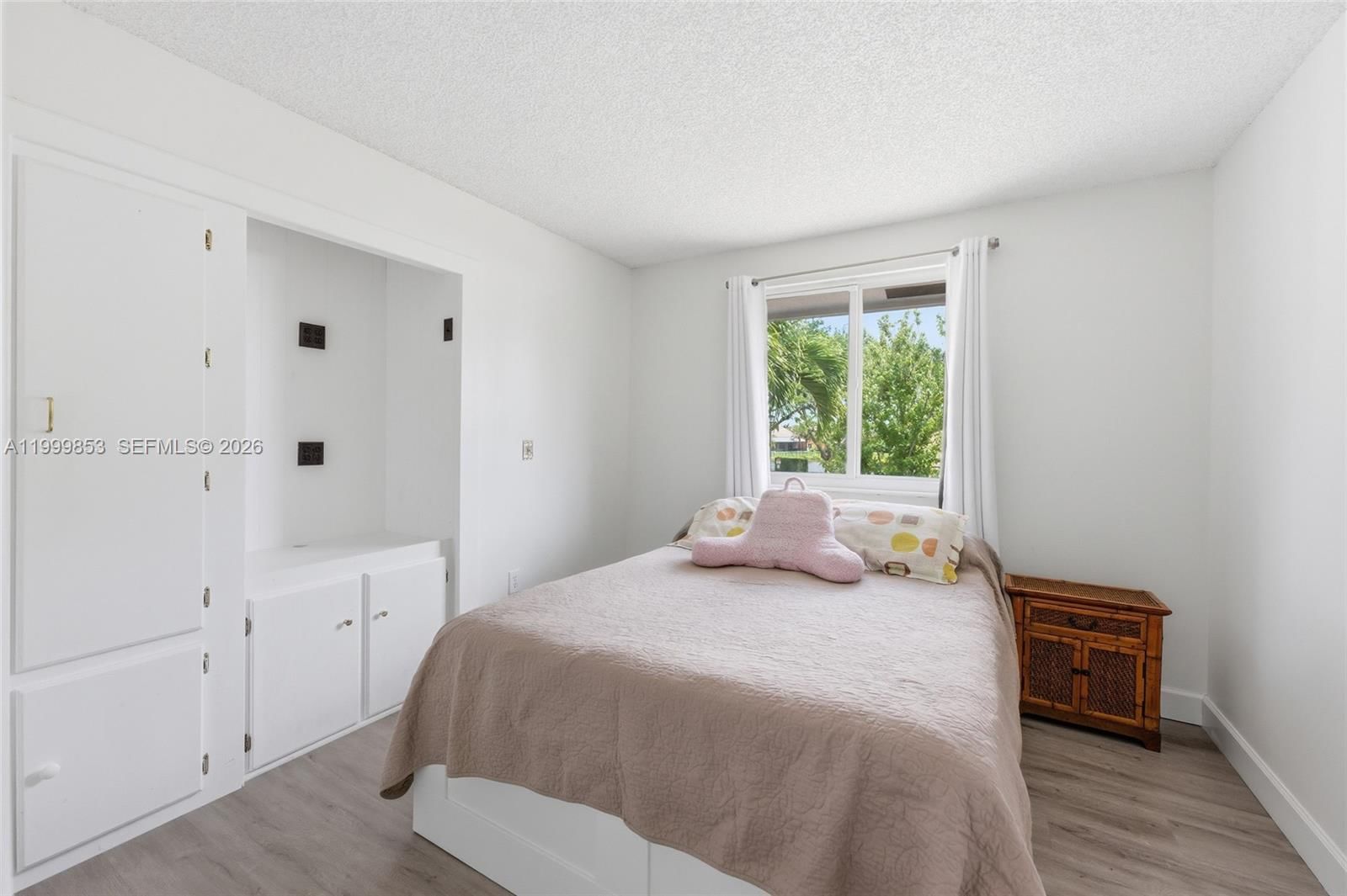 Real estate property located at 14600 Ashland Pl, Broward, Shenandoah Section Four, Davie, FL