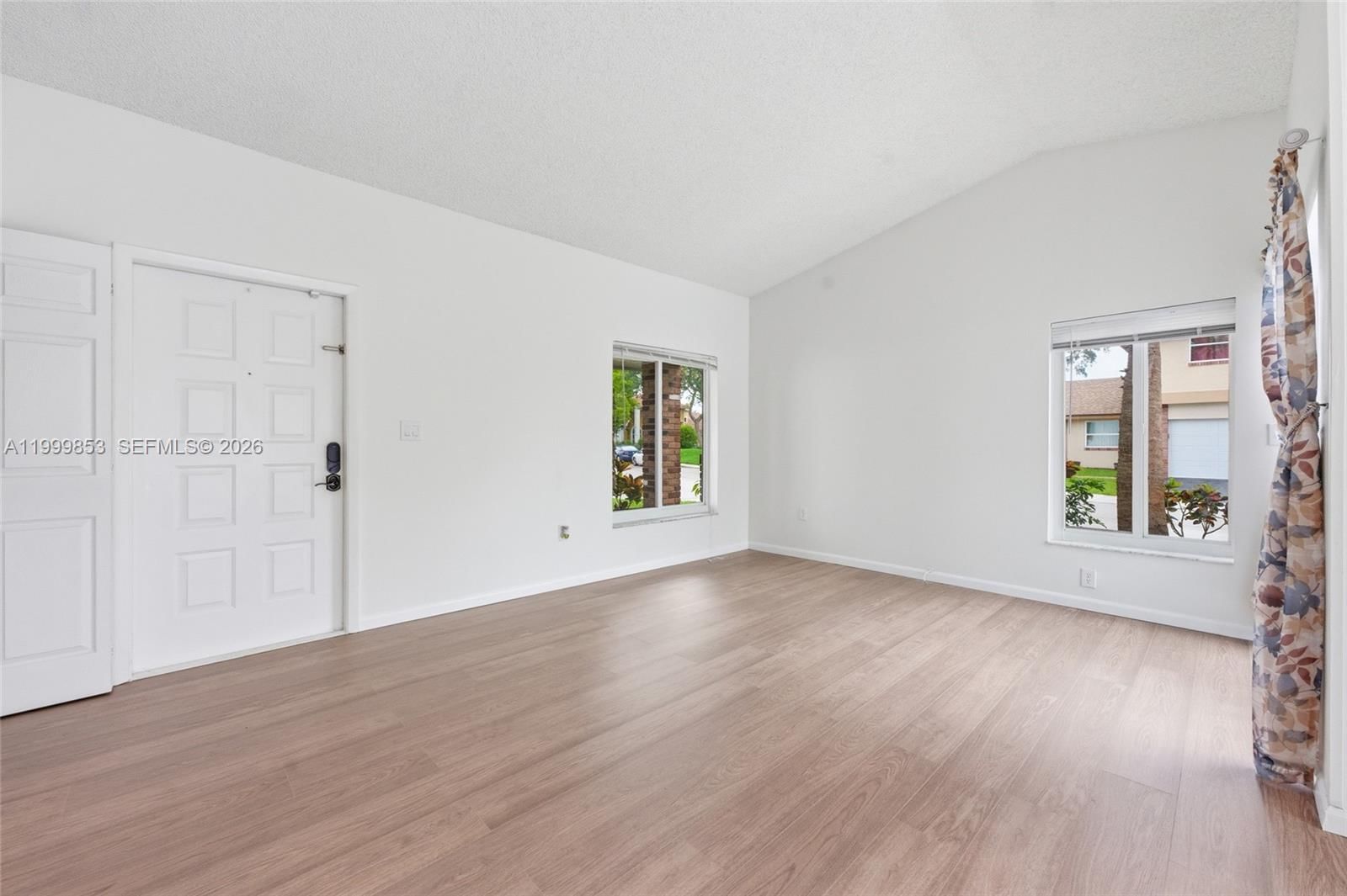 Real estate property located at 14600 Ashland Pl, Broward, Shenandoah Section Four, Davie, FL