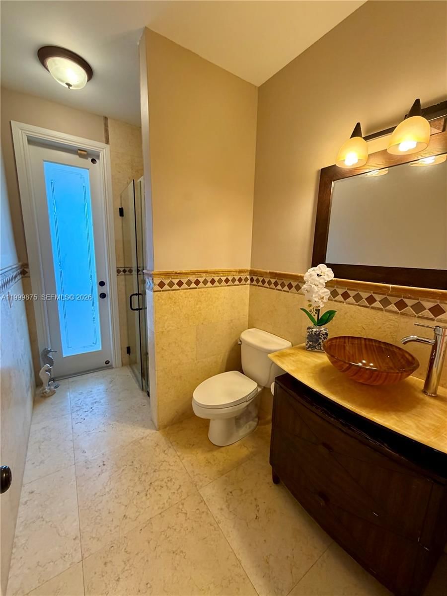 Real estate property located at 9494 125th Ter, Miami-dade, Oak Ridge Falls, Miami, FL